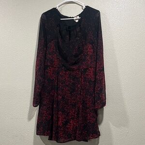 One Clothing Women’s Black & Red Floral Long-Sleeve Dress